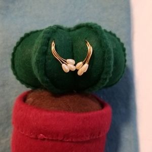 3/$10 Vintage earrings